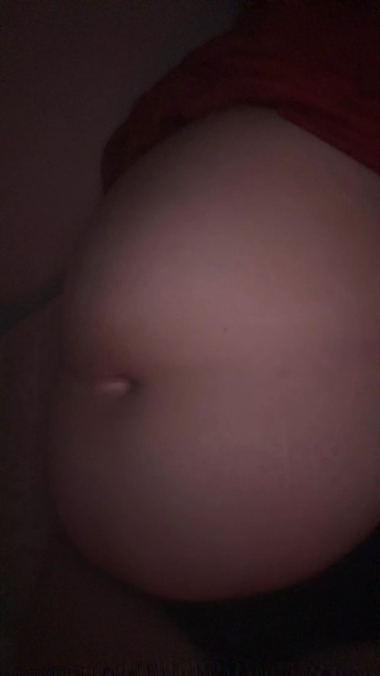 my fat empty belly posted by guttslut
