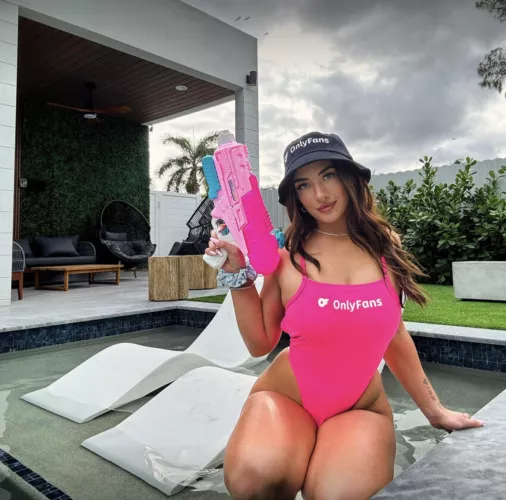 Playful cam girl ready to play by Charlotte_ZX