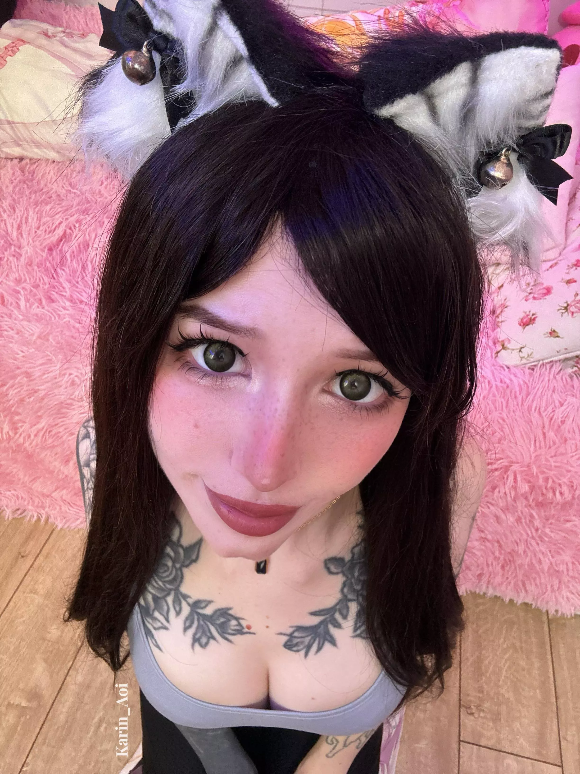 Pov: im your 5’2 catgirl gf and we’re about to kiss 🥺 posted by megaplaygirl