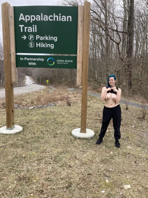 Quick stop on my road trip by Blue-Haze-Babe