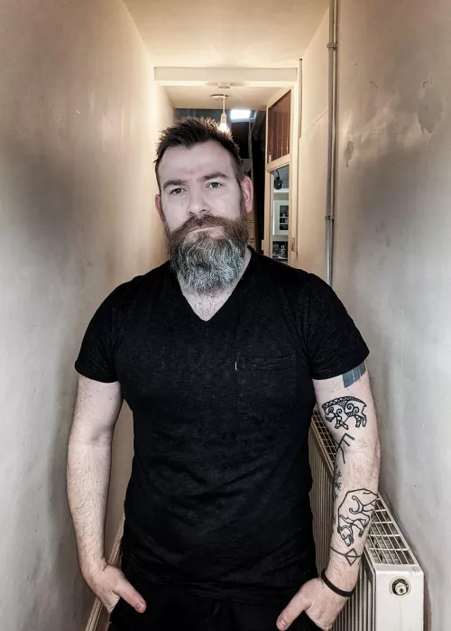 Slight trim and an excuse to show off the art! by N84_V1