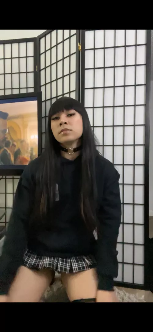 Submissive and easily influenced by Jamiewaifu