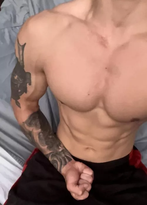 Tatted arm is all pumped up from tugging my 8 inch beast 🥰 by TheeGuyDerek