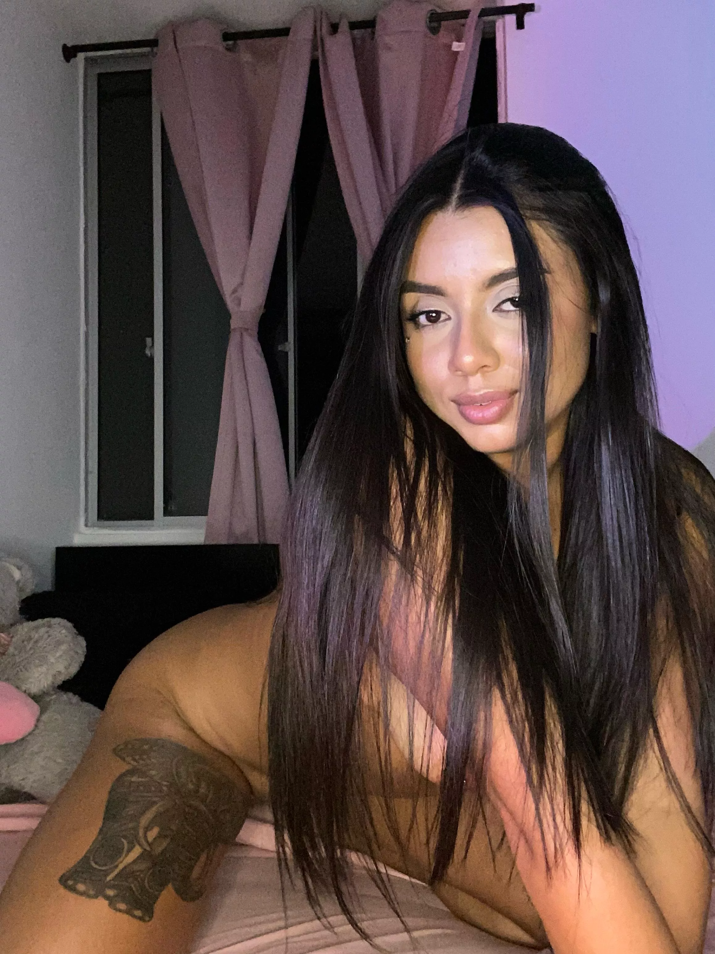 This body needs daily fucking posted by JadwiaLow