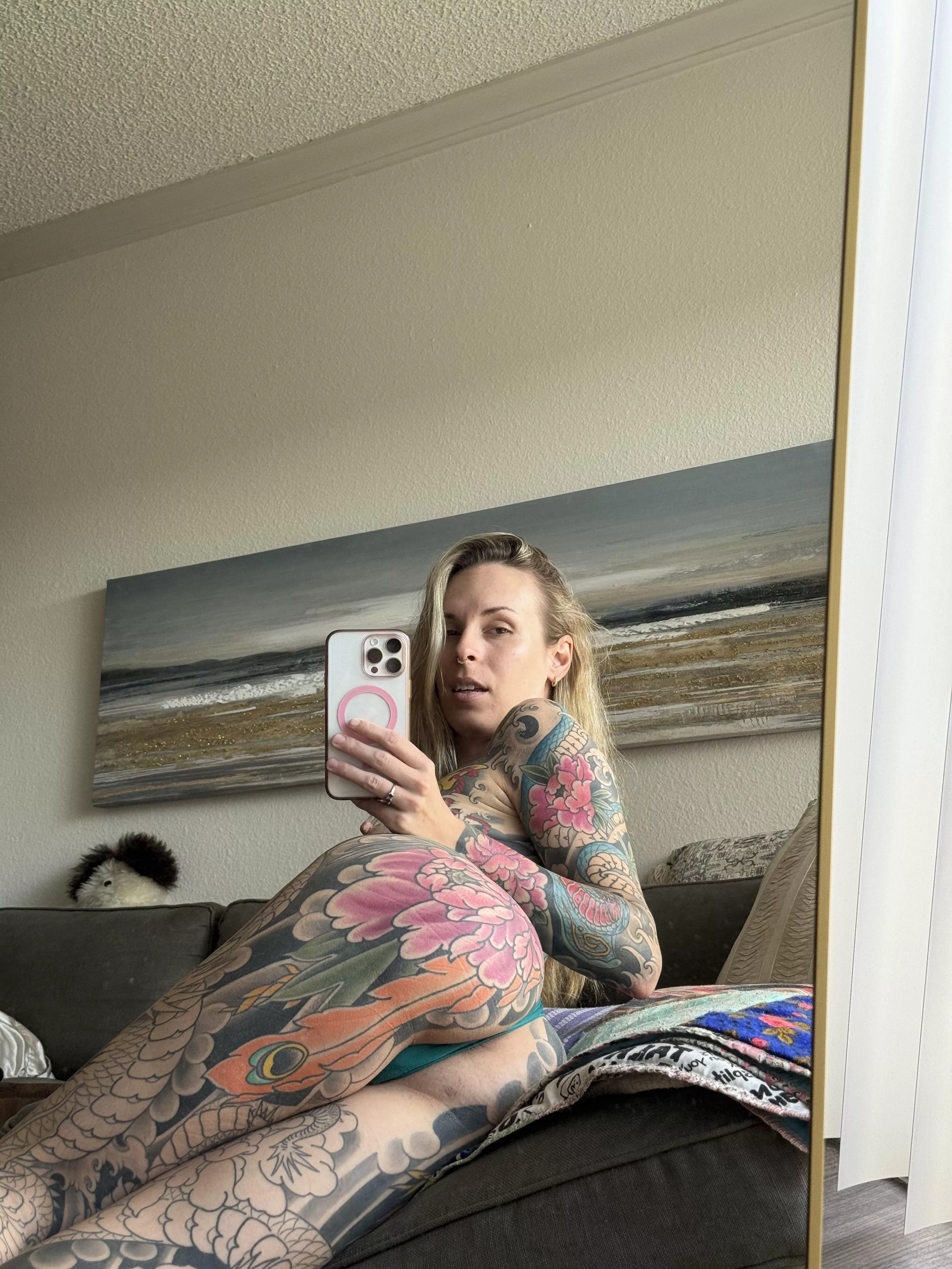 This mirror shows the best angles posted by kuzagirl