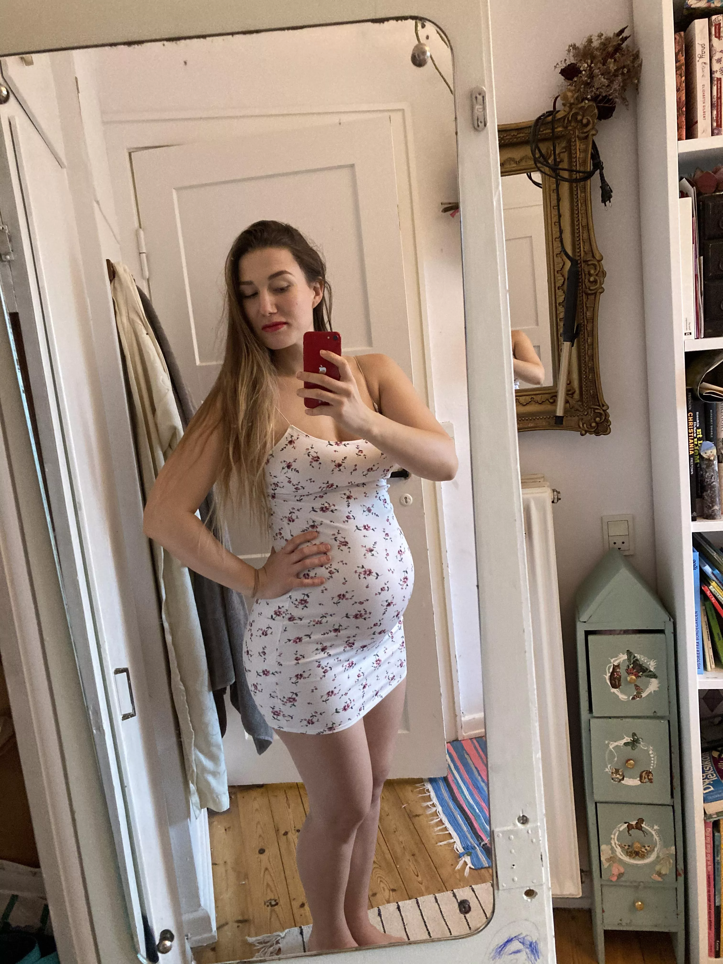 This tight dress shows off my pregnant belly so much posted by SnowWhiteDK