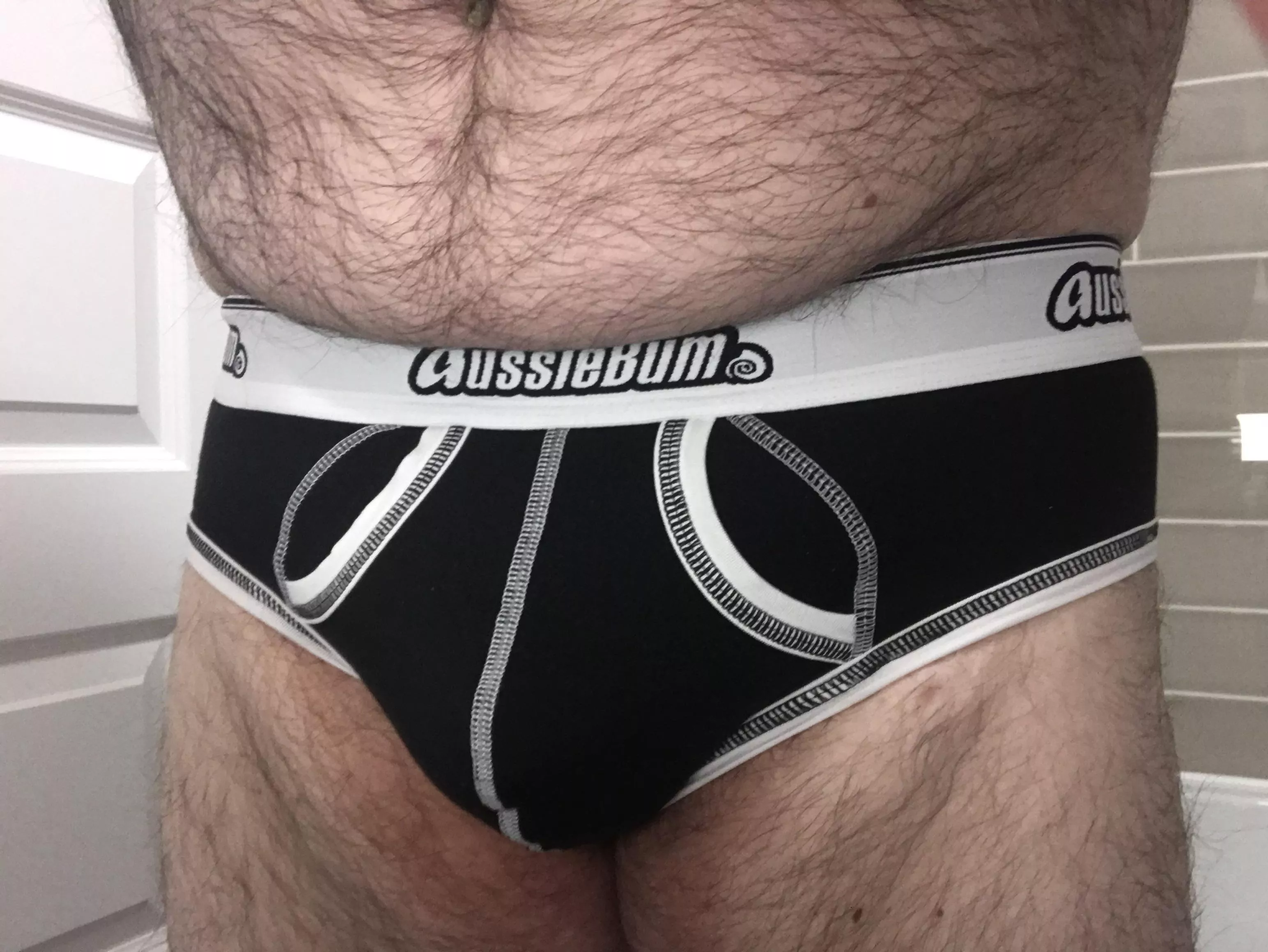 U.K. briefs bear - anyone want to play? posted by Briefs999