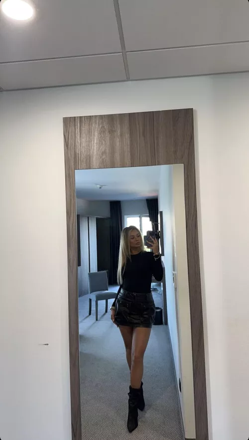 Vill du mysa babe🥰 by Isabellee_04