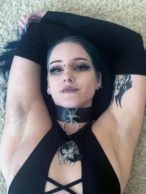 what's on your mind?😜 by eva_curls_