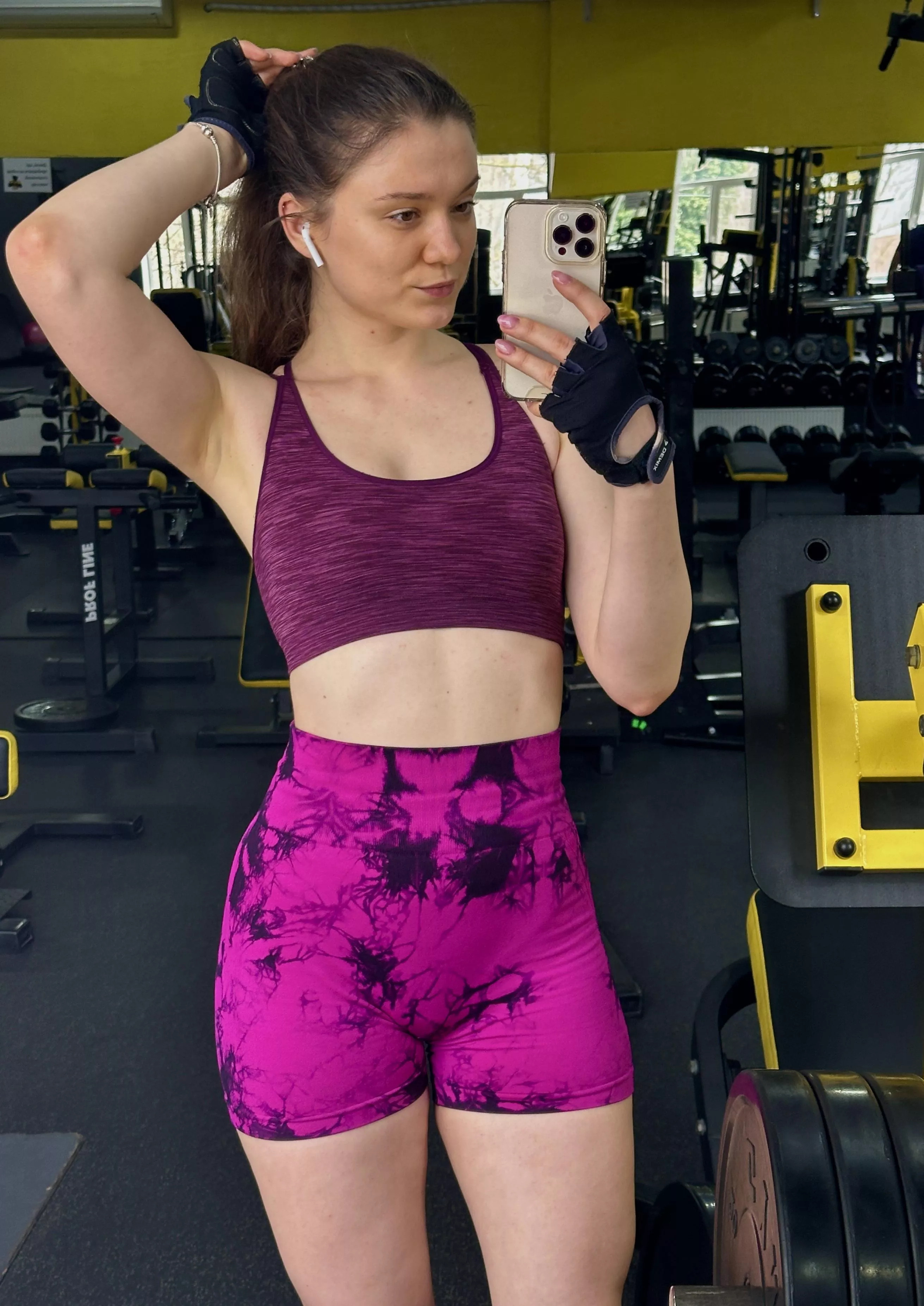 whos dick is up to give this teachers legging a good stretch posted by stillreflex