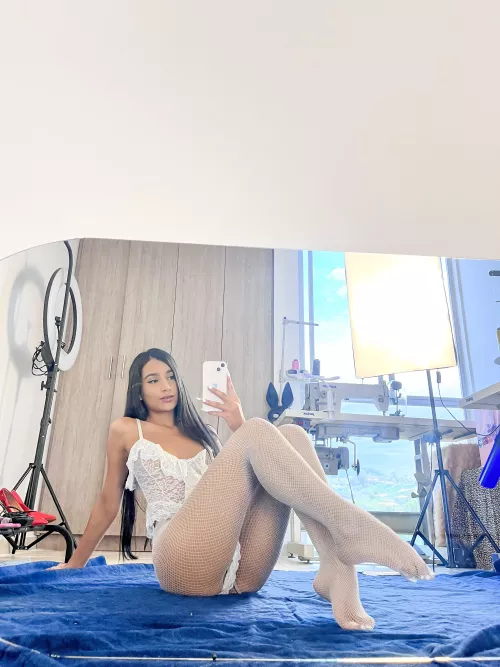 You won't be able to resist an anime girl by vlackdrack