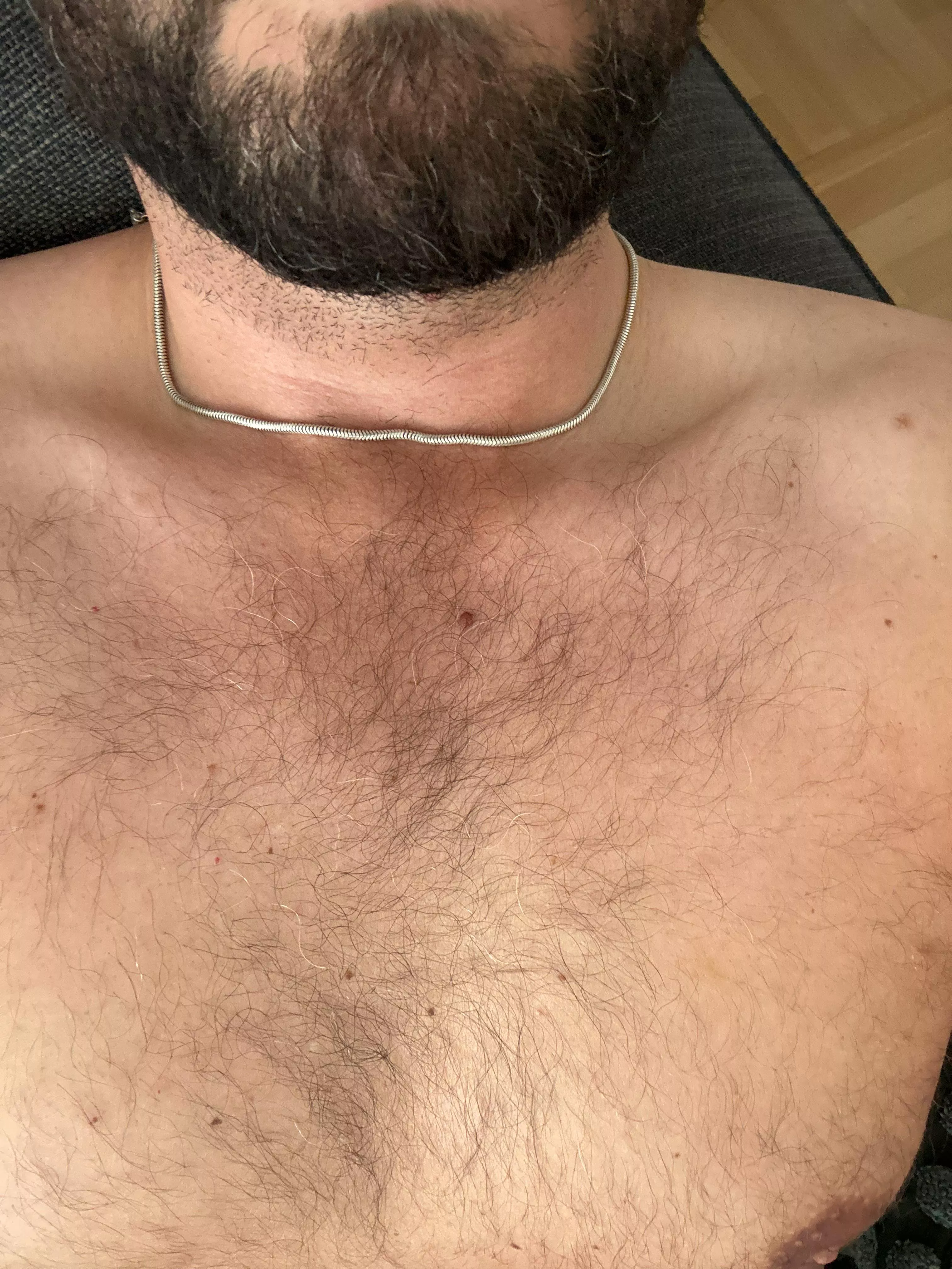 32 daddy looking for fun / DM open 😈🔥 posted by LowFaithlessness9608