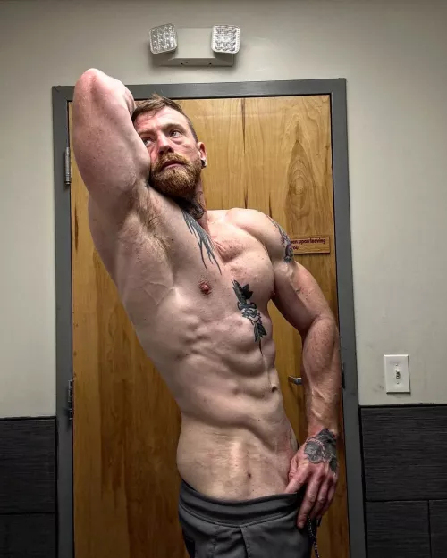 Bro you gonna come get a pump in with me? [30] by MunstaMatt