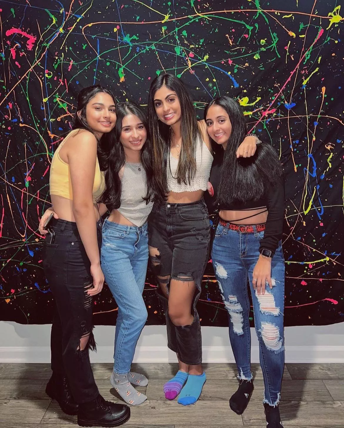 Brown girls  posted by Mysterious-Green-538