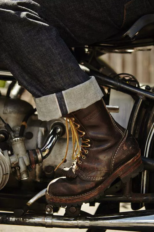 Can someone help ID this boot, or point to ones in the same style? posted by judo_panda