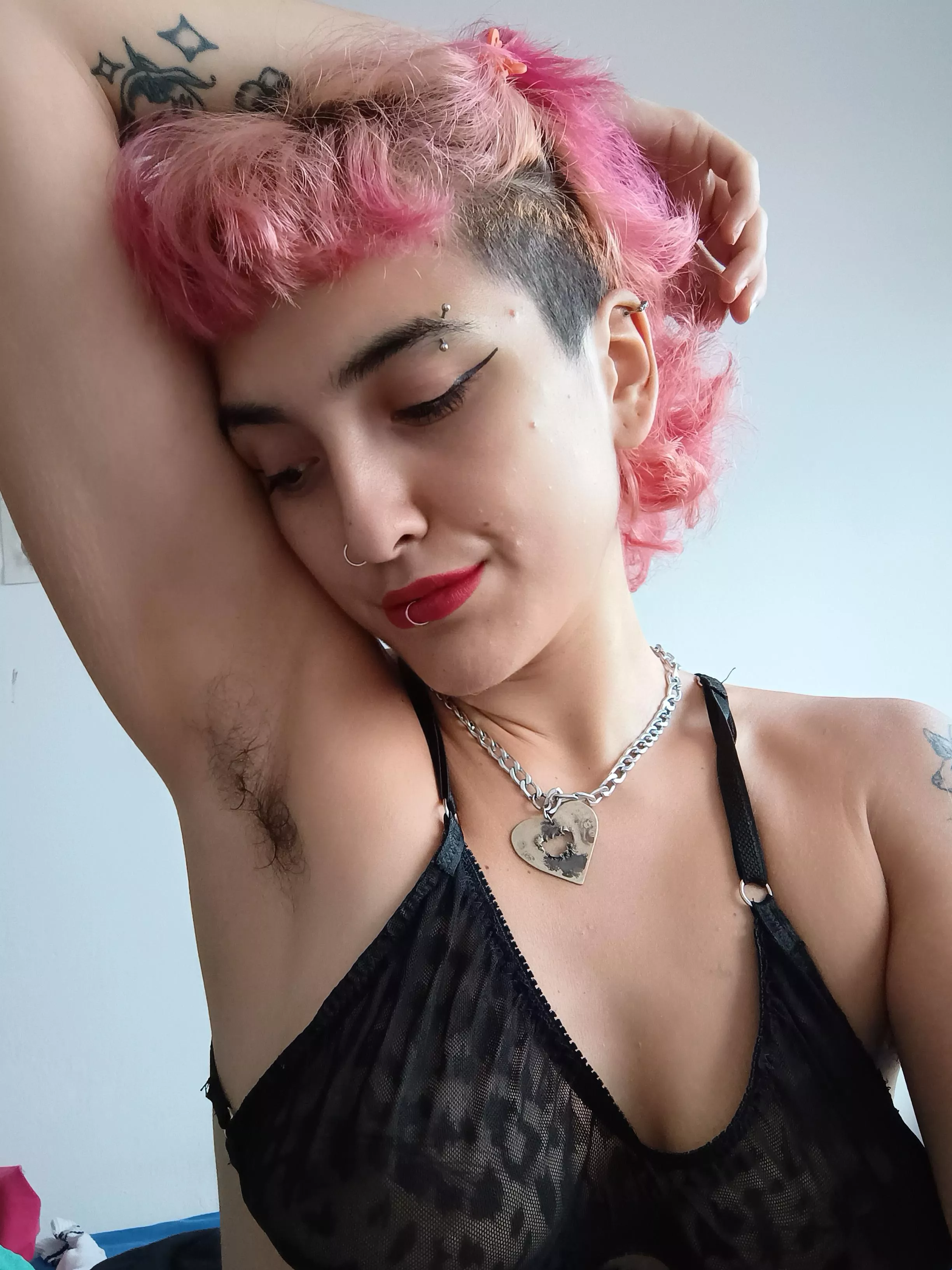 Do you wants to smell? posted by Esme420kinky