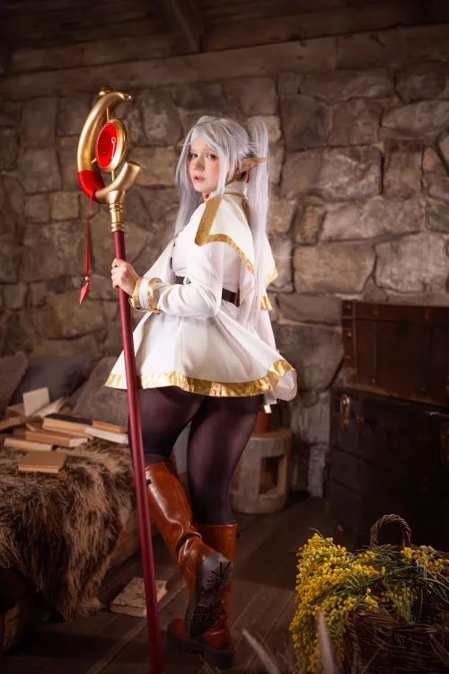 Frieren cosplay by Neyrodesu by Neyrodesu