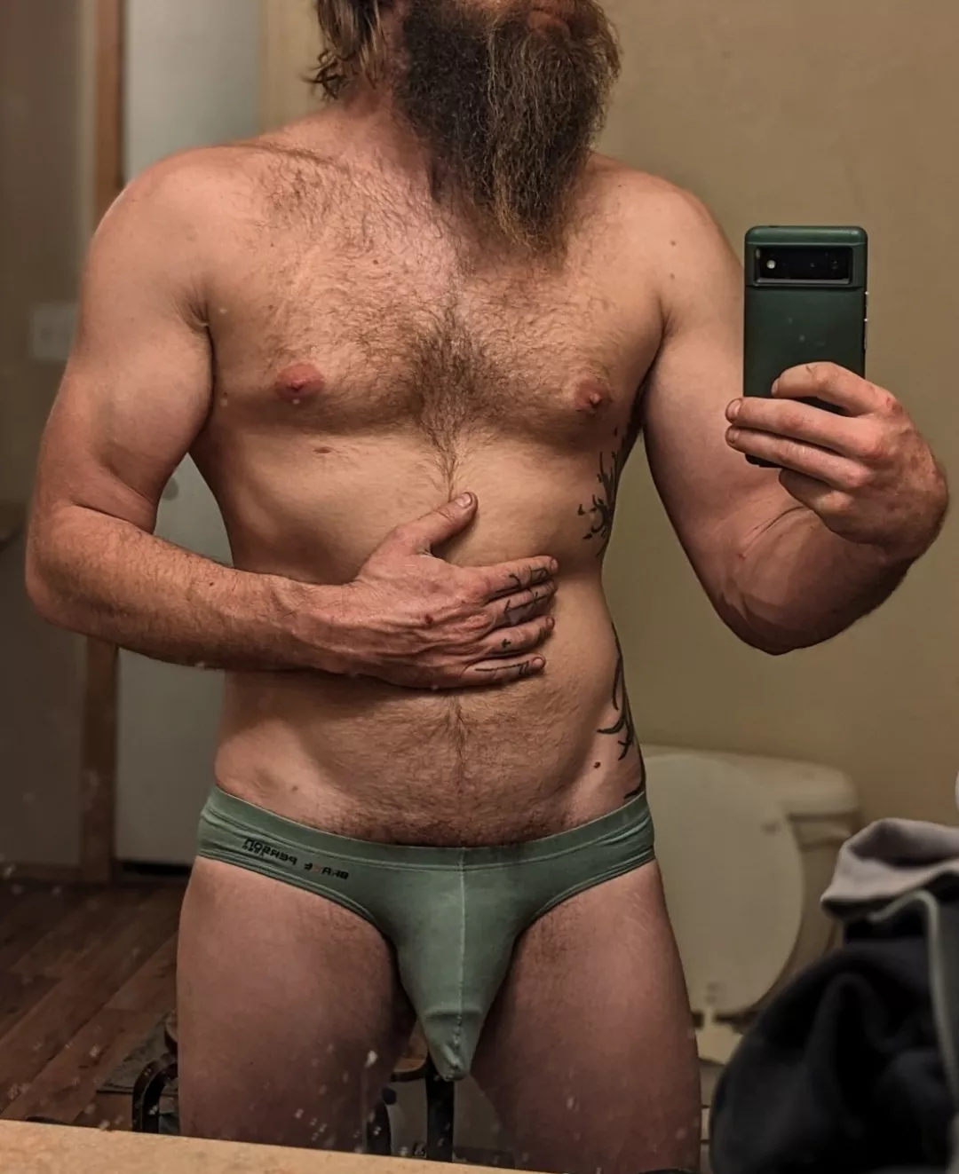 Happy Thursday 🤟 posted by Connect_Confusion_53