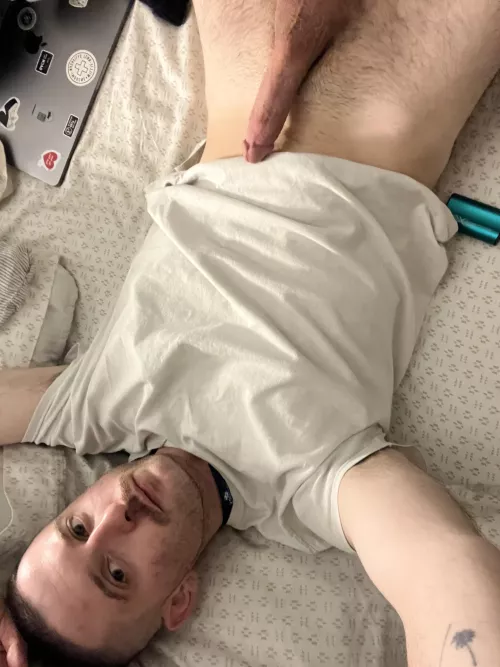 hey boys, come say hi by modusxoperandi