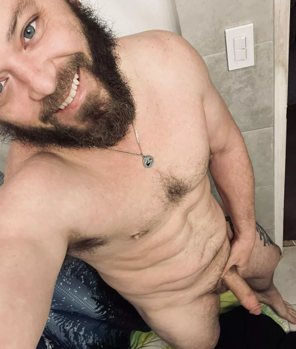 Hi there posted by GymDates111