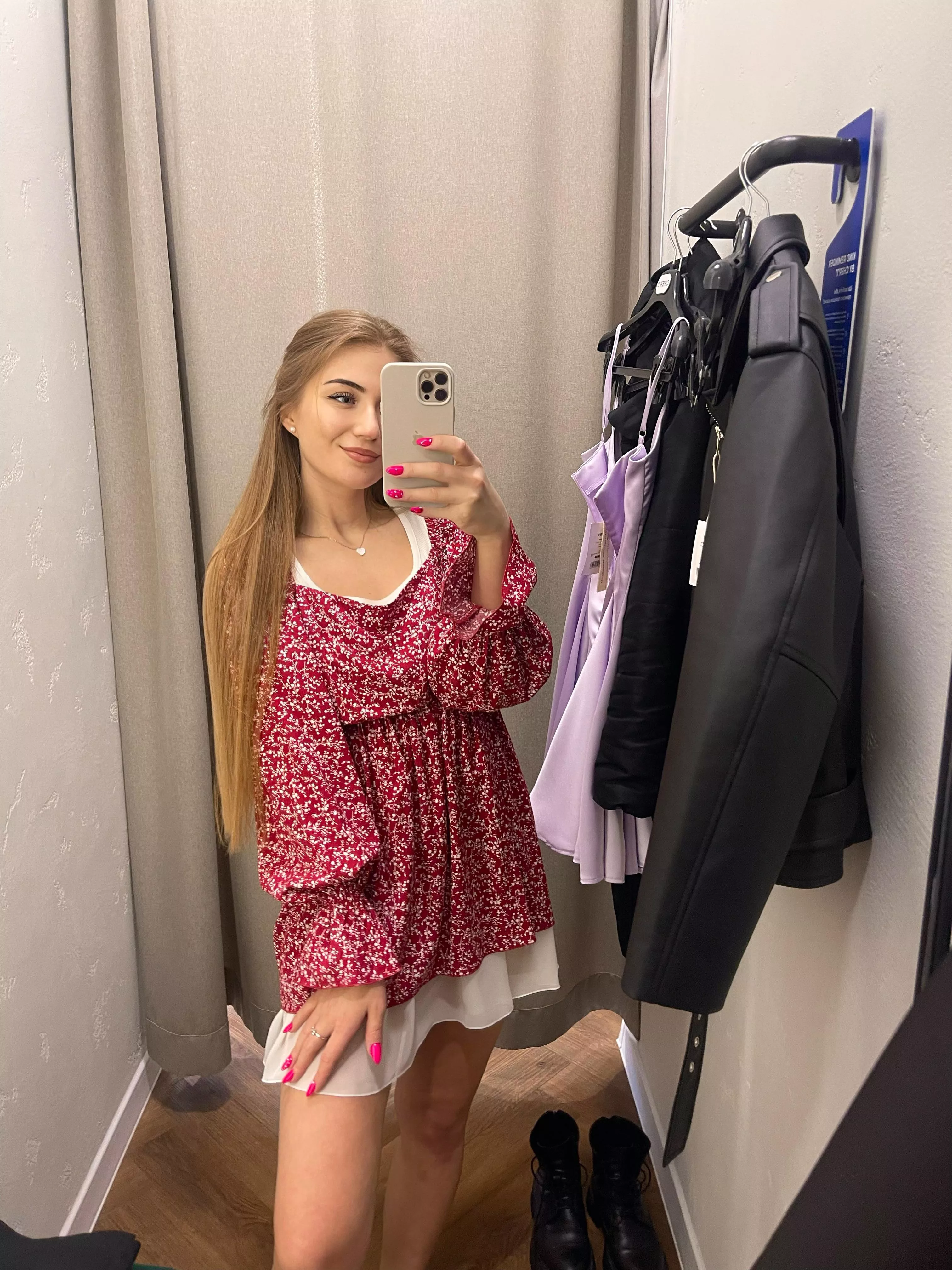 I think changing rooms are perfect for many different activities posted by chevismfcrazy