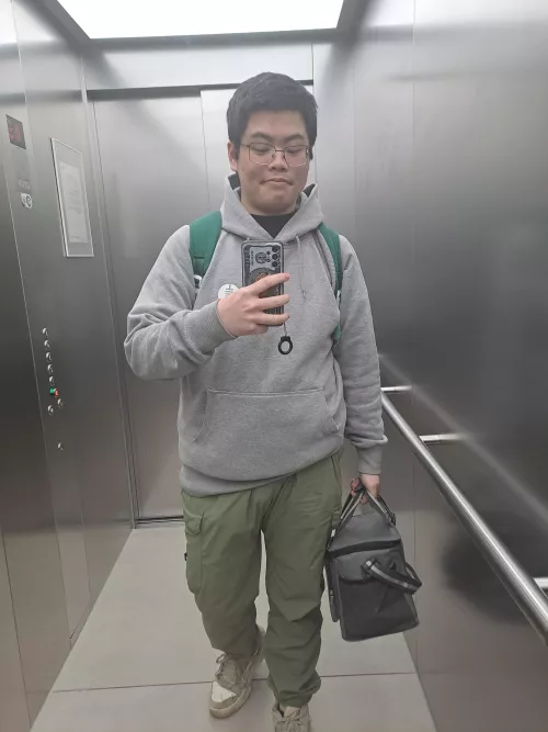 I took the selfish in a hurry by NongZRinDE