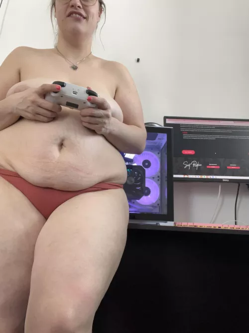 I’ll play games, you eat me out  by AmeliaRaeWldflwr