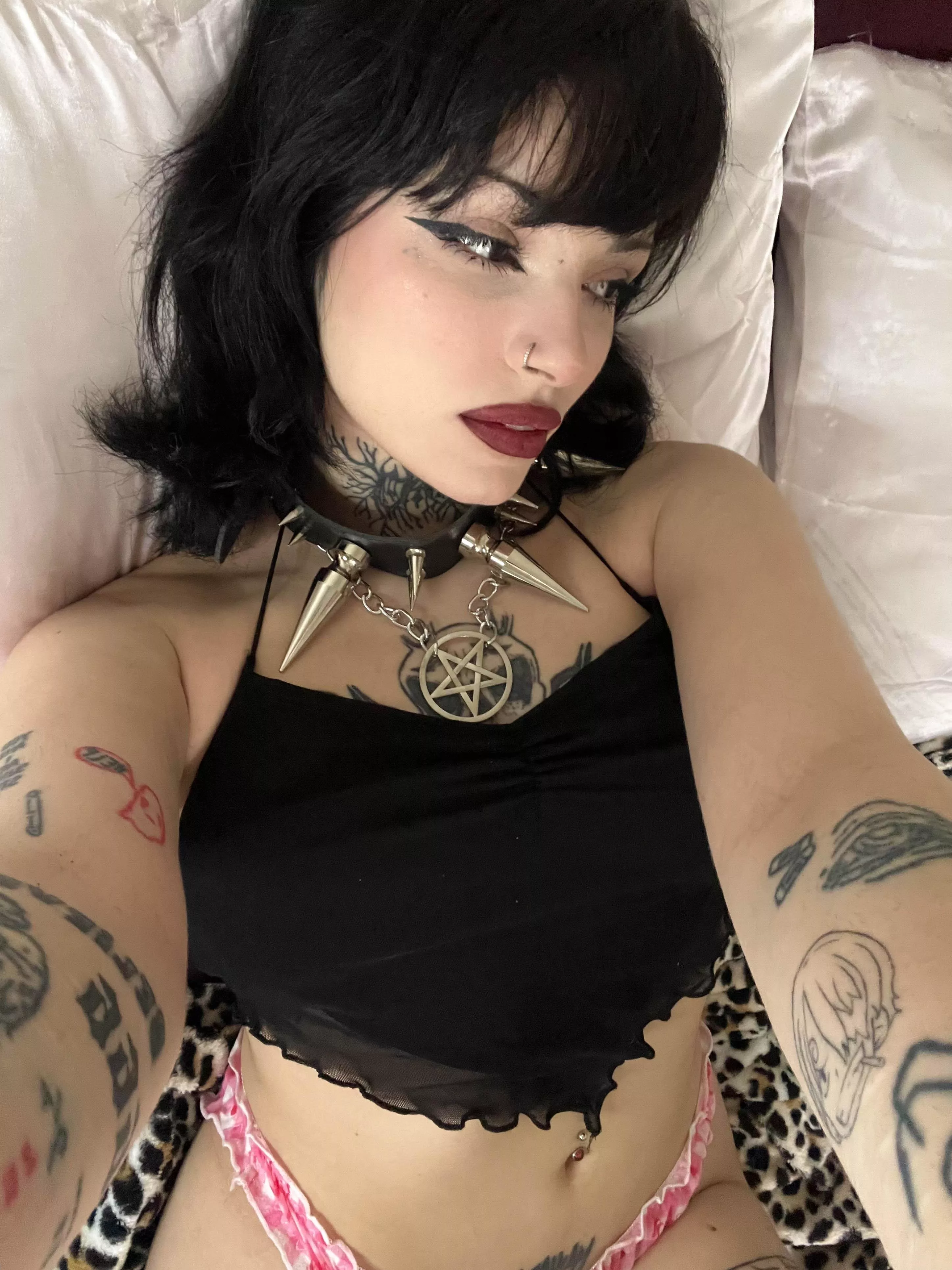 I'm constantly thinking about riding a huge cock posted by BlizzardRecruiter