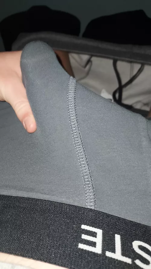 I'm horny af rn who wants to help me cum we can have fun, dm me by Least-Produce5295