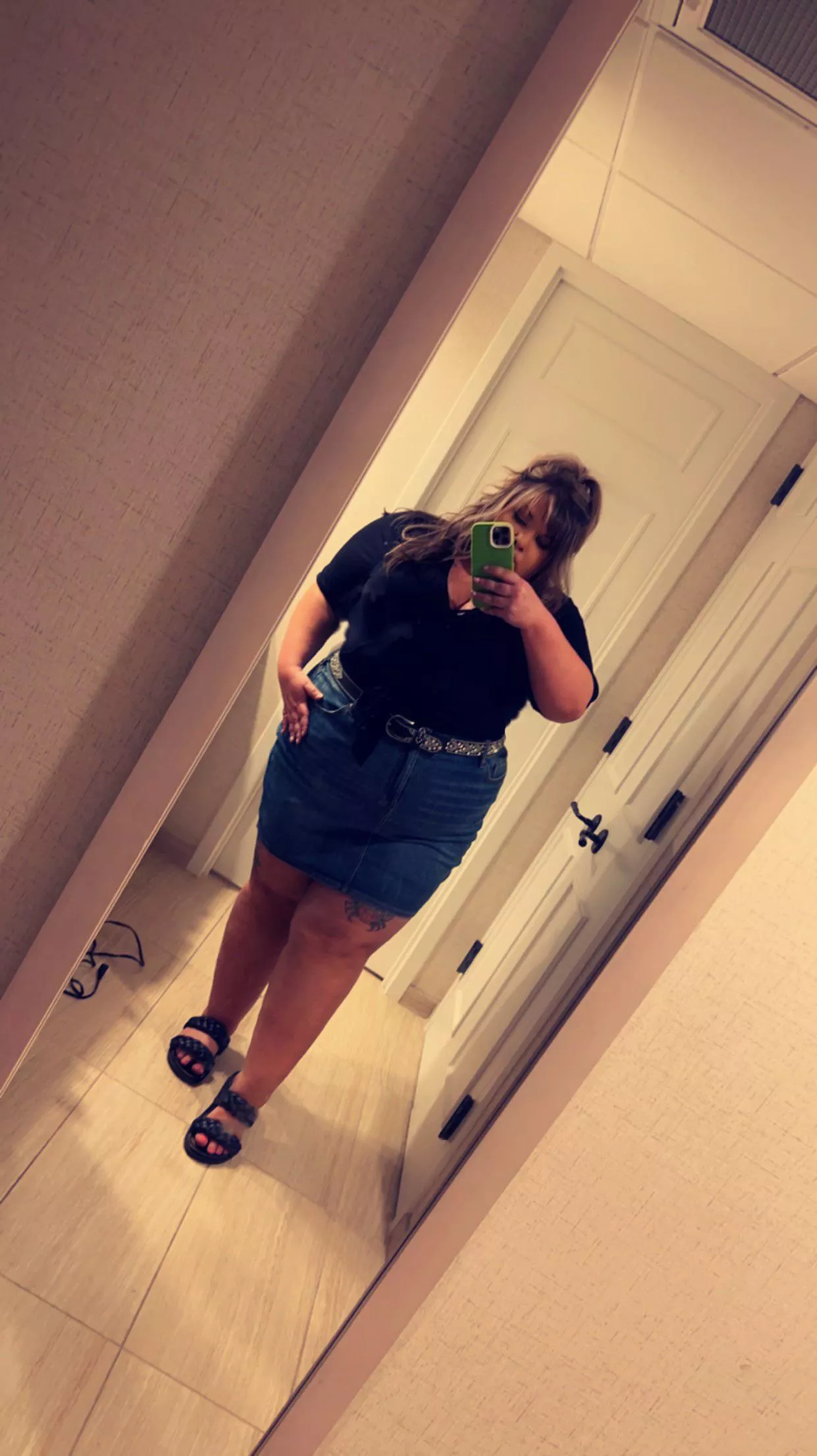 It’s my fridayyyy ✨ posted by pUckbUnny00