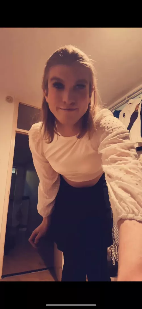 Lowkey obsessed with this top by thalsals