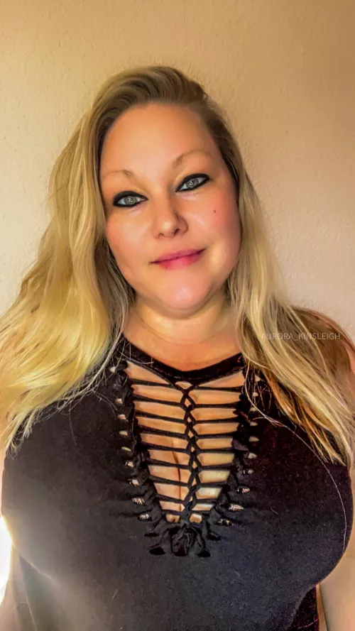 My favorite shirt… wonder why by AuroraKinsleigh