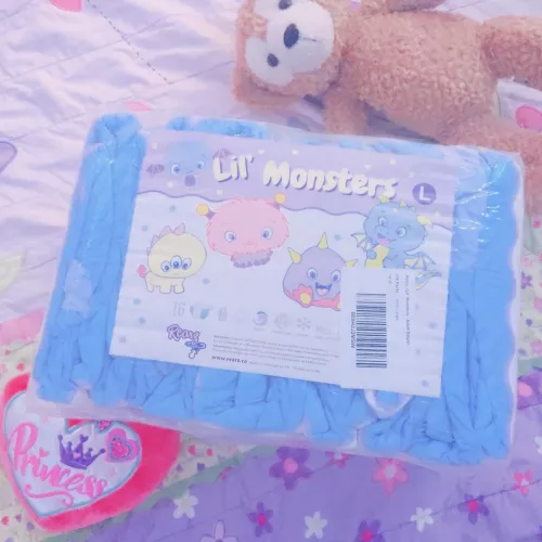 MY FIRST EVER ABDL DIAPERS!!! by duotails