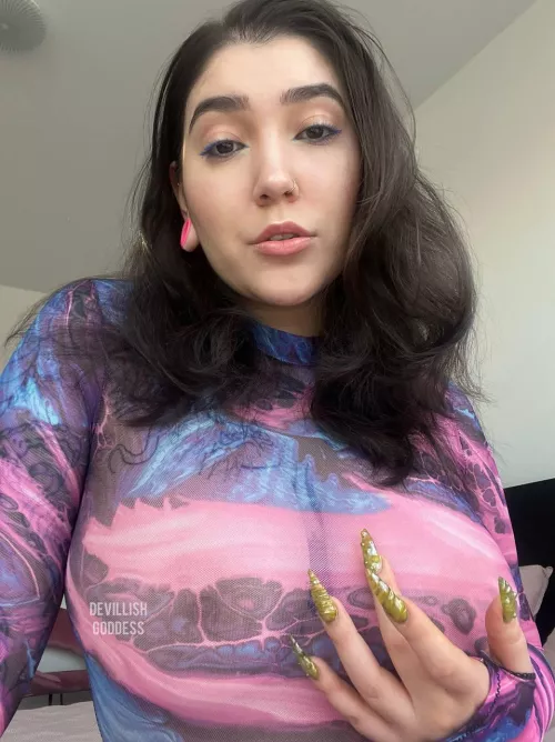 My nails have the power to captivate your attention by devillishgoddess