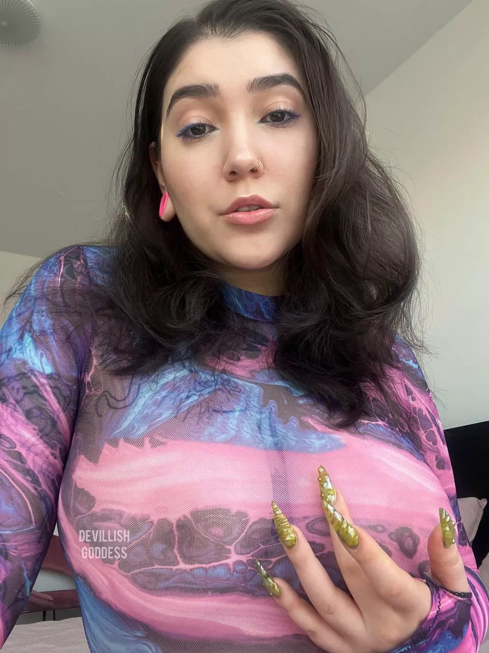 My nails have the power to captivate your attention posted by devillishgoddess