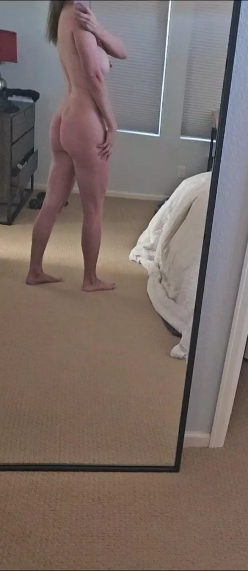 Natural Mom Bod  by shorttermthing