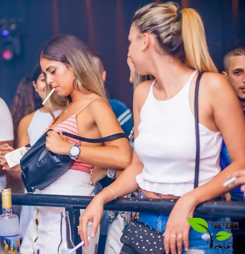 No shame in their smoking game  by darkpoetries