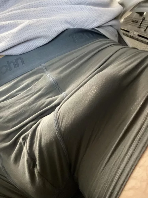 Post workout bulge [M] by OkSpite8951