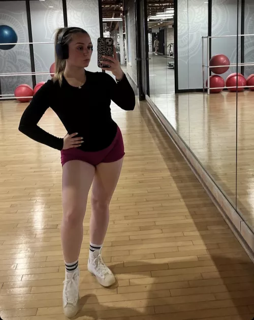 Sweaty after this one [F] by shanks9201