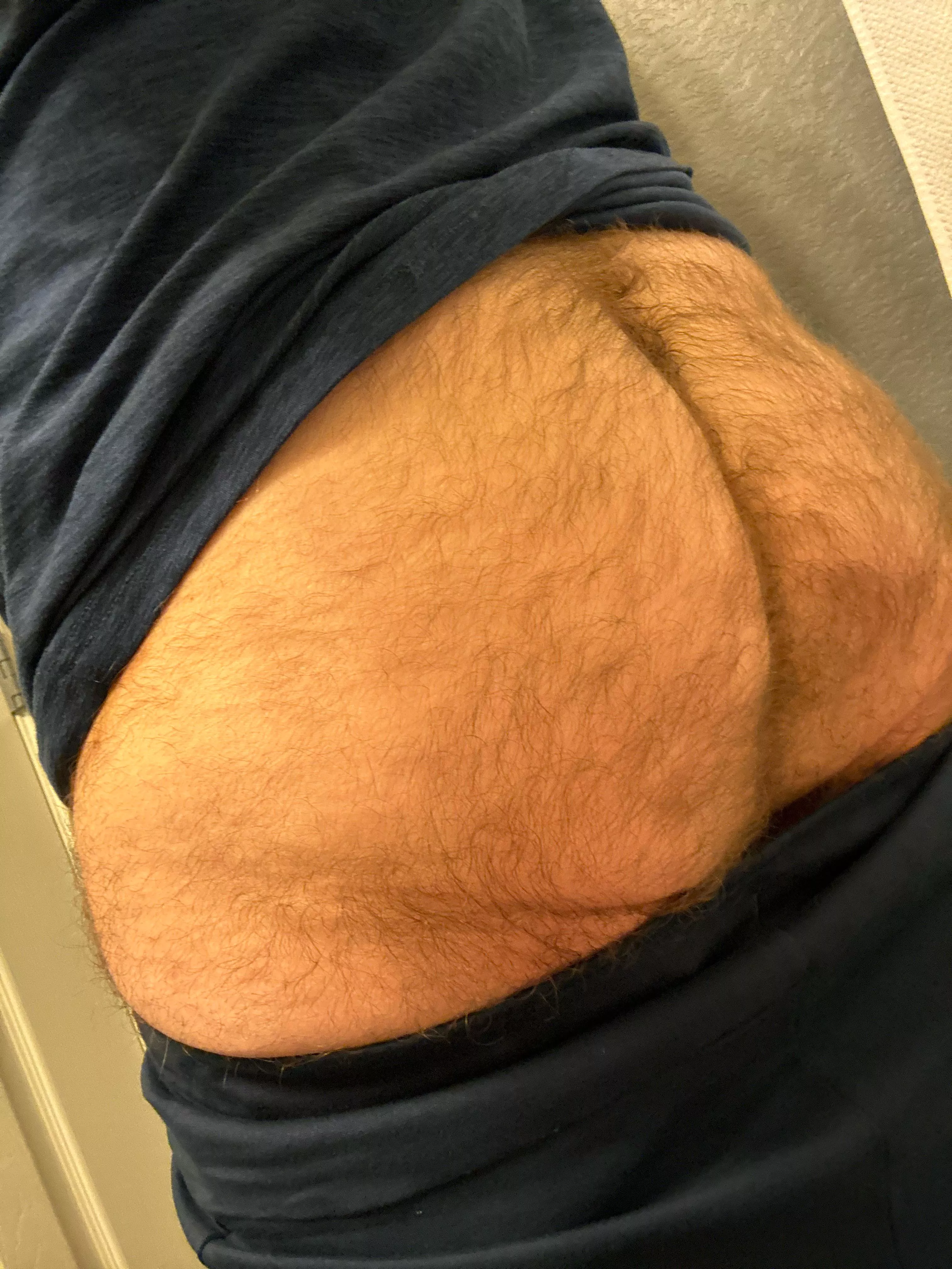 Sweaty post run hairy ass posted by everywherethereshair