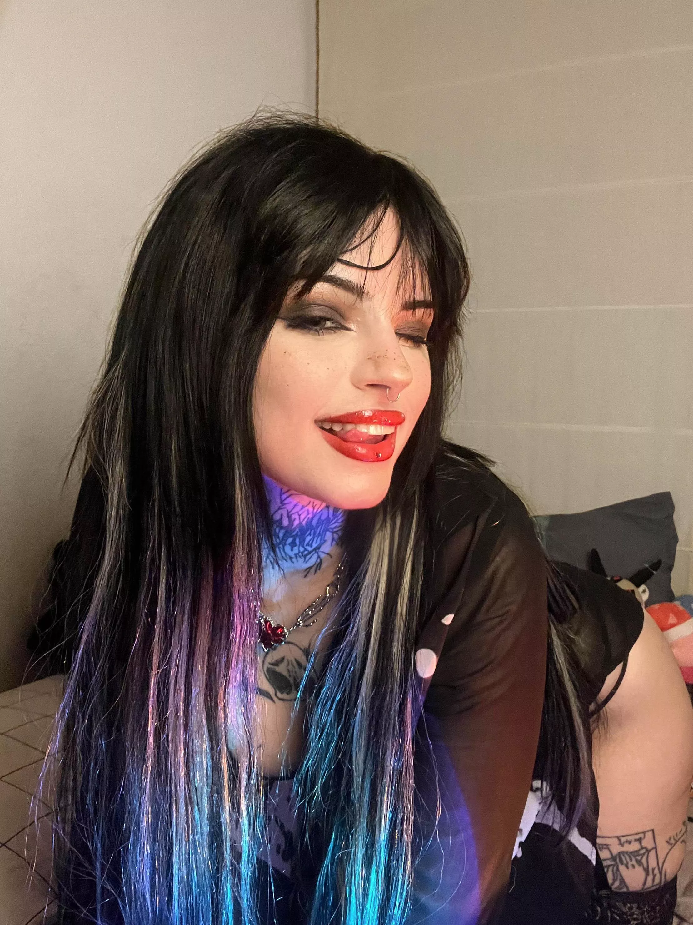 Sweet, then sour posted by Mantasticles