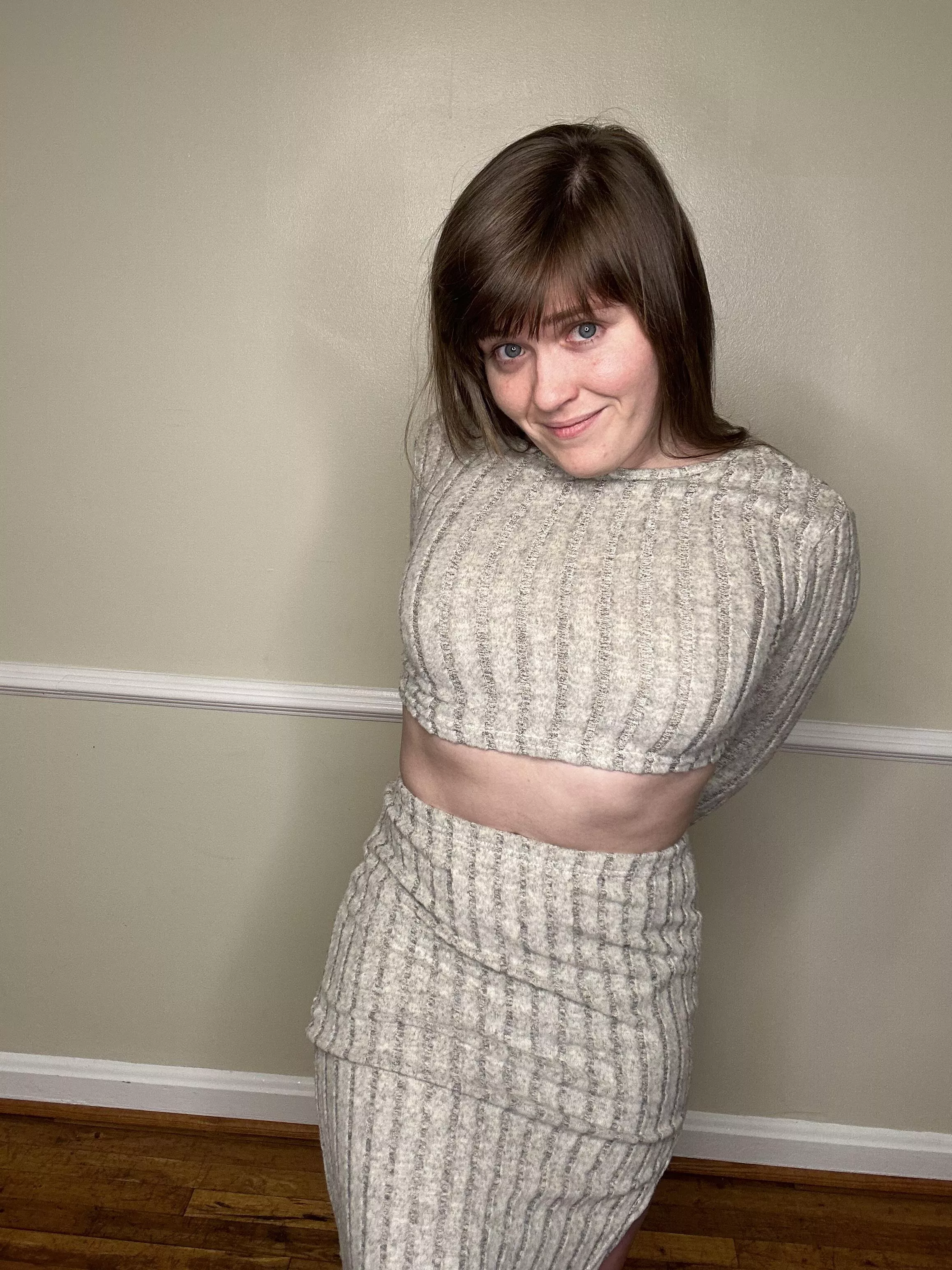 This color is “apricot” [f] posted by SorrryCharlie