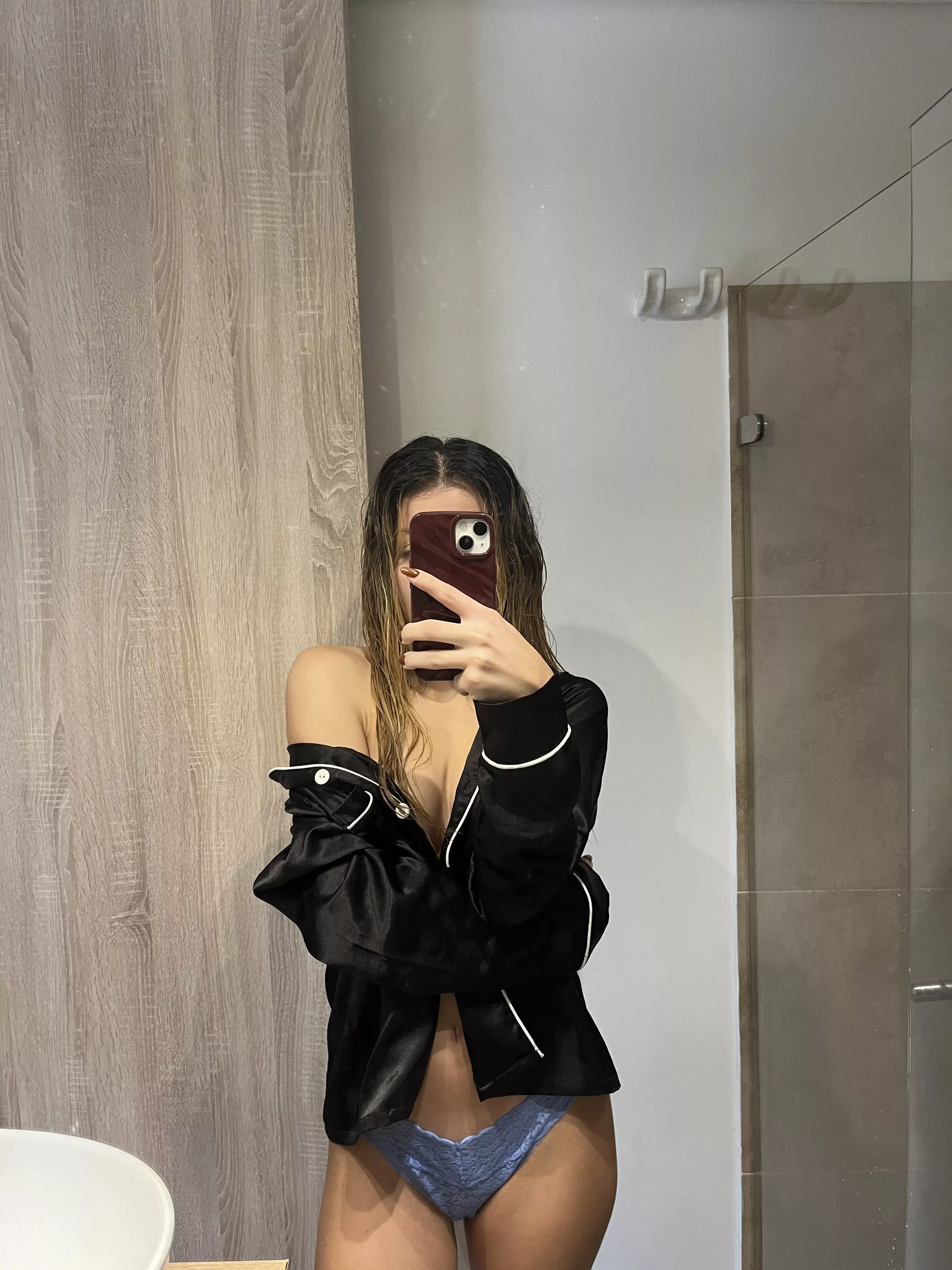 Would you fuck me on our first date (i'm 19 and less than 100 pounds) posted by NadiaTheNaughtyGirl