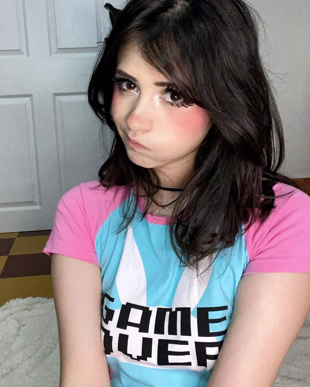 would you like to take me on a date knowing im still 18? posted by yernaxiomf70