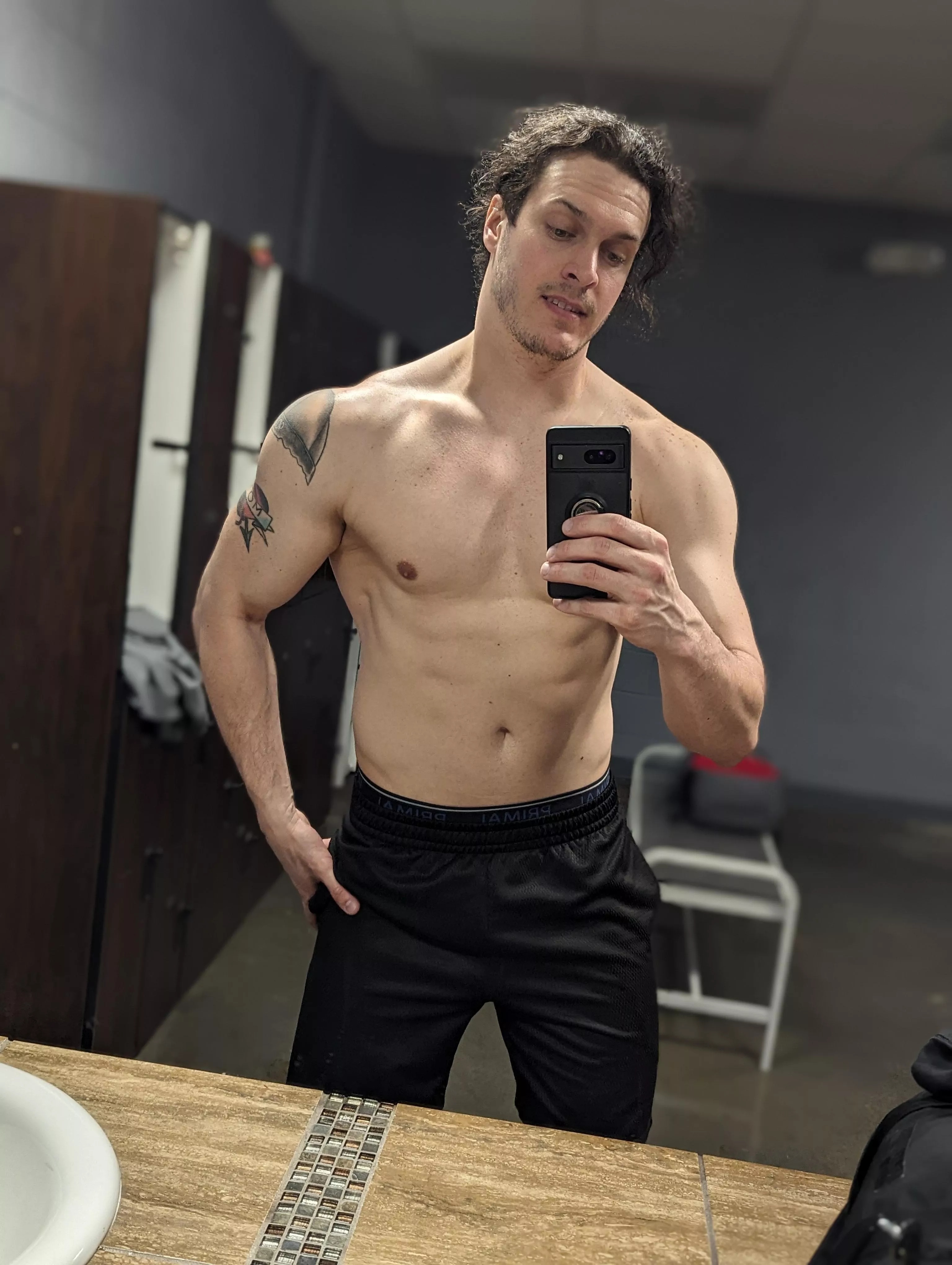 Would you watch me masturbate? DM me for that 😘😌 posted by meaty_tarzan