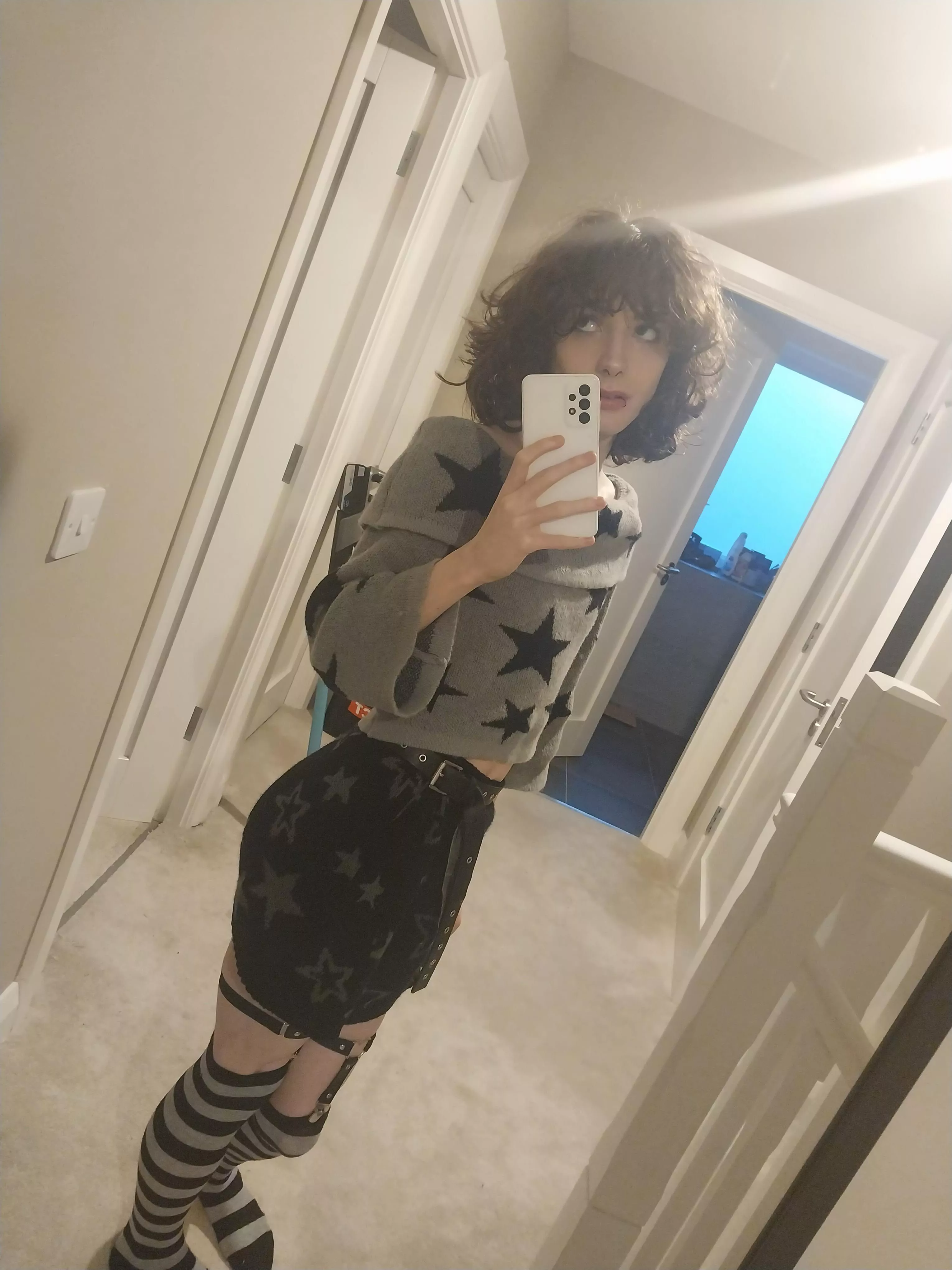 You can see how happy I am!! posted by Wankmasta69