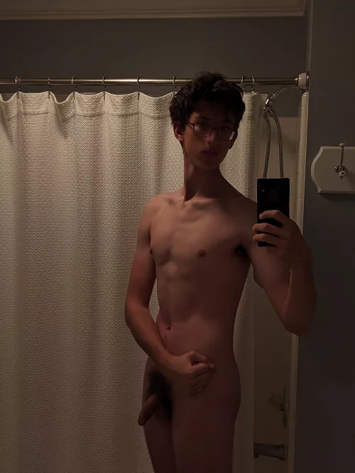 19 (m) Always been super self conscious by Hour_Distance_9413