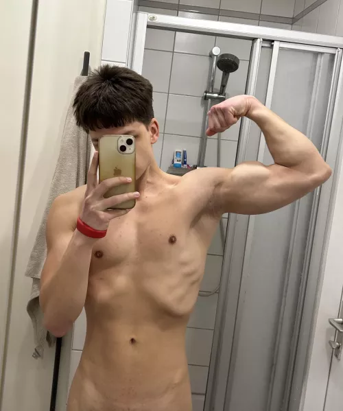 (19)Smell my pit before I take a shower  by Select_Equipment4297