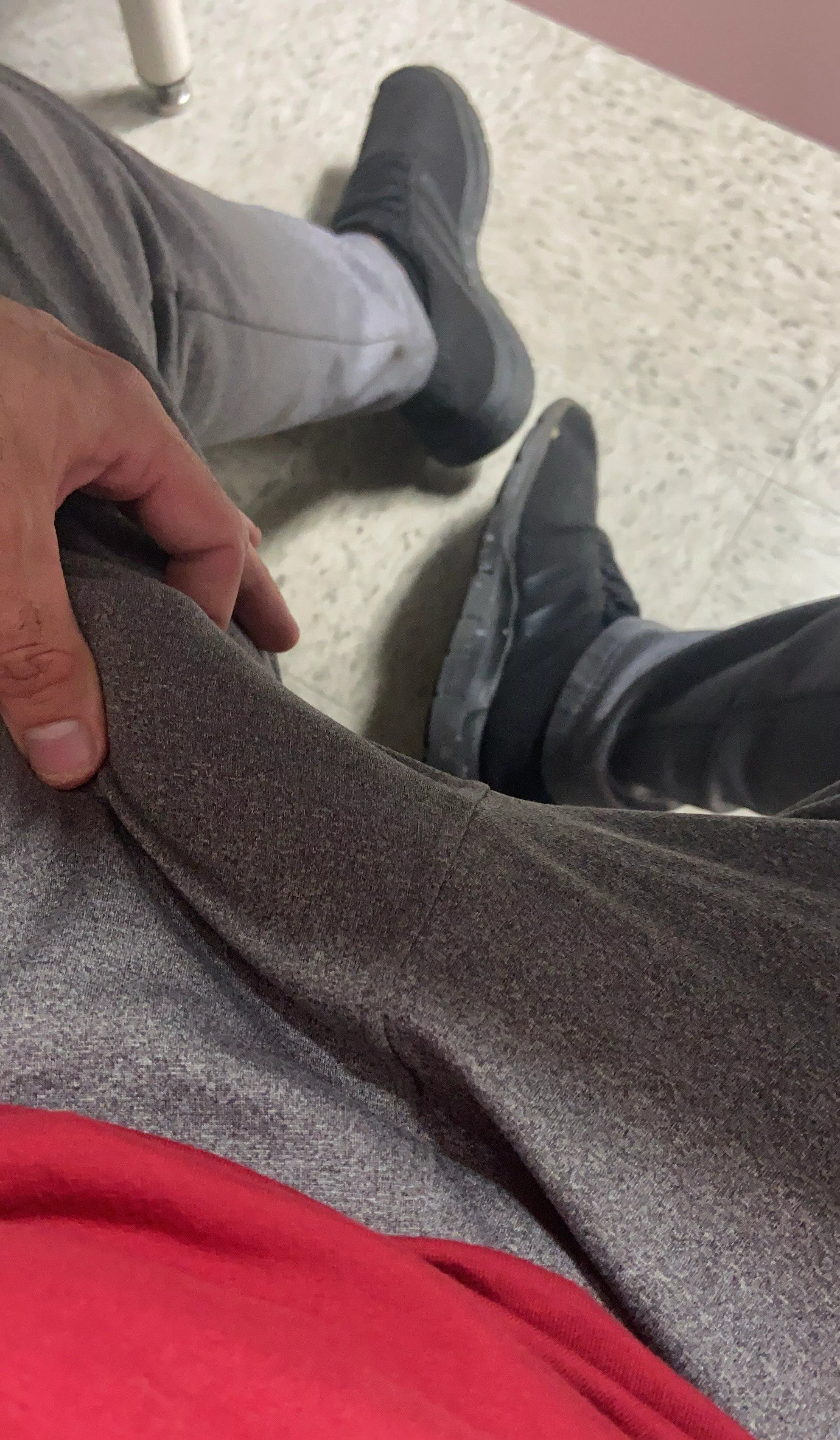 (42) Need some young girl to take care of it  posted by lukaskawka3663