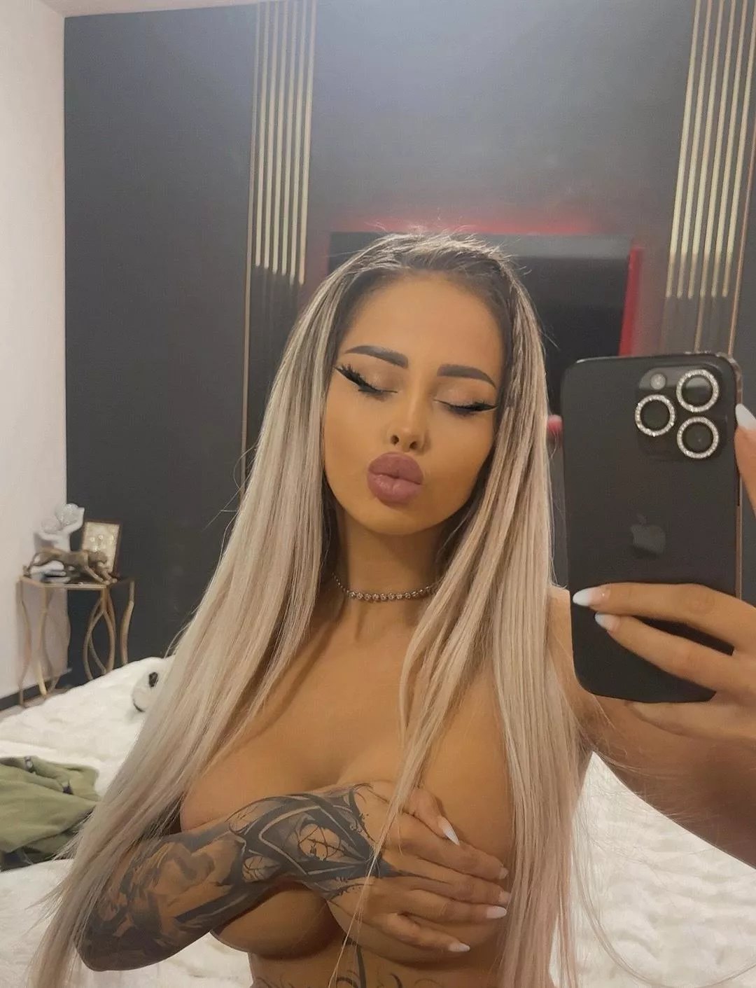 Am i fuckable for older men ?? posted by shasseytredge